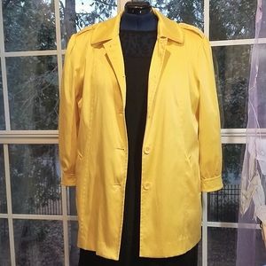 Danielle B. Statement short yellow trench coat